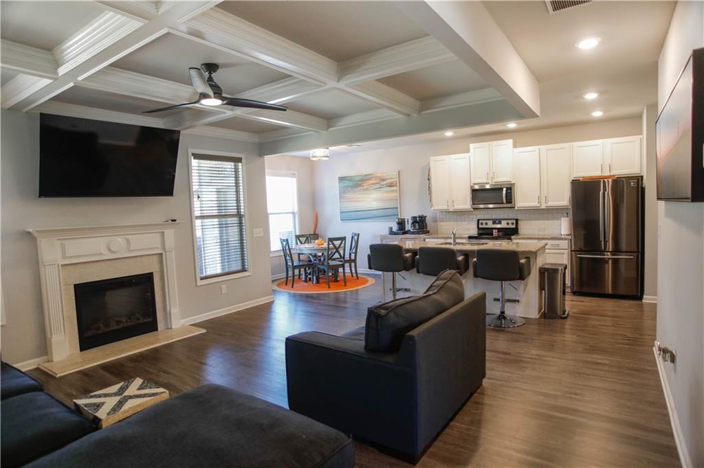 7681 Silk Tree Pointe