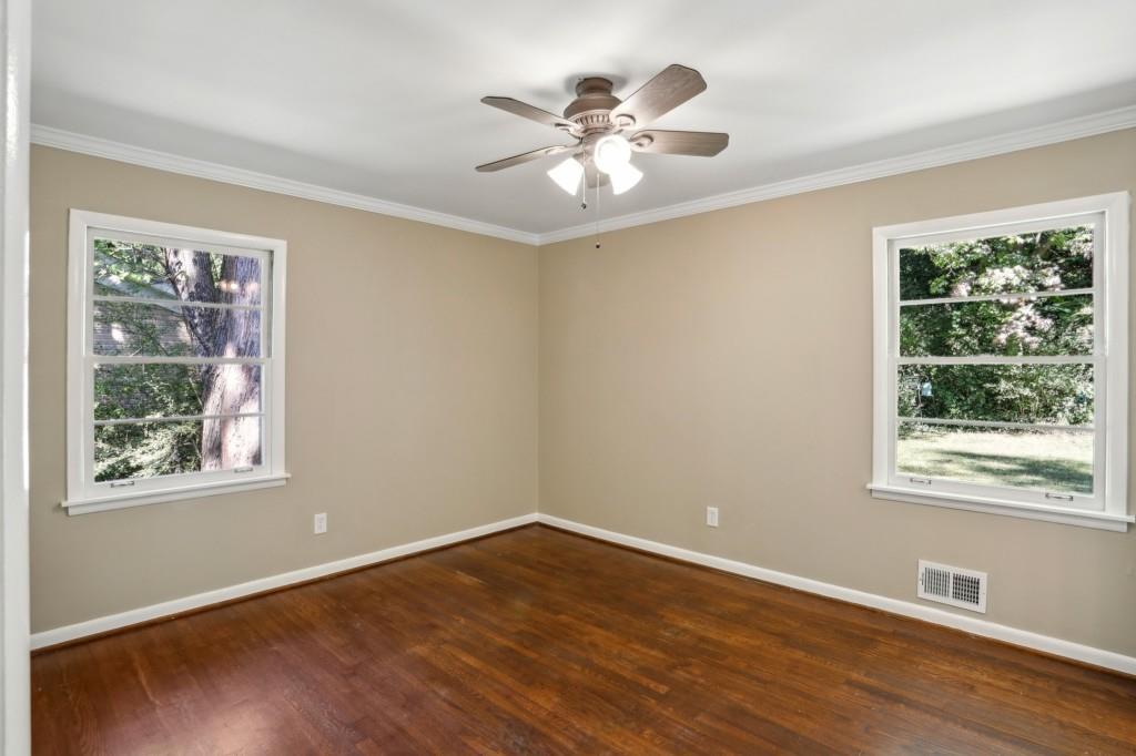 1684 Edinburgh Drive