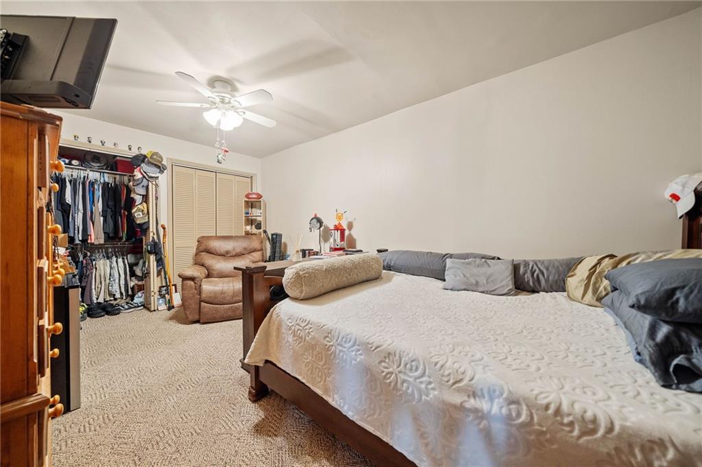 3245 Crestview Drive
