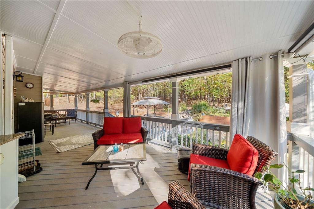 3245 Crestview Drive