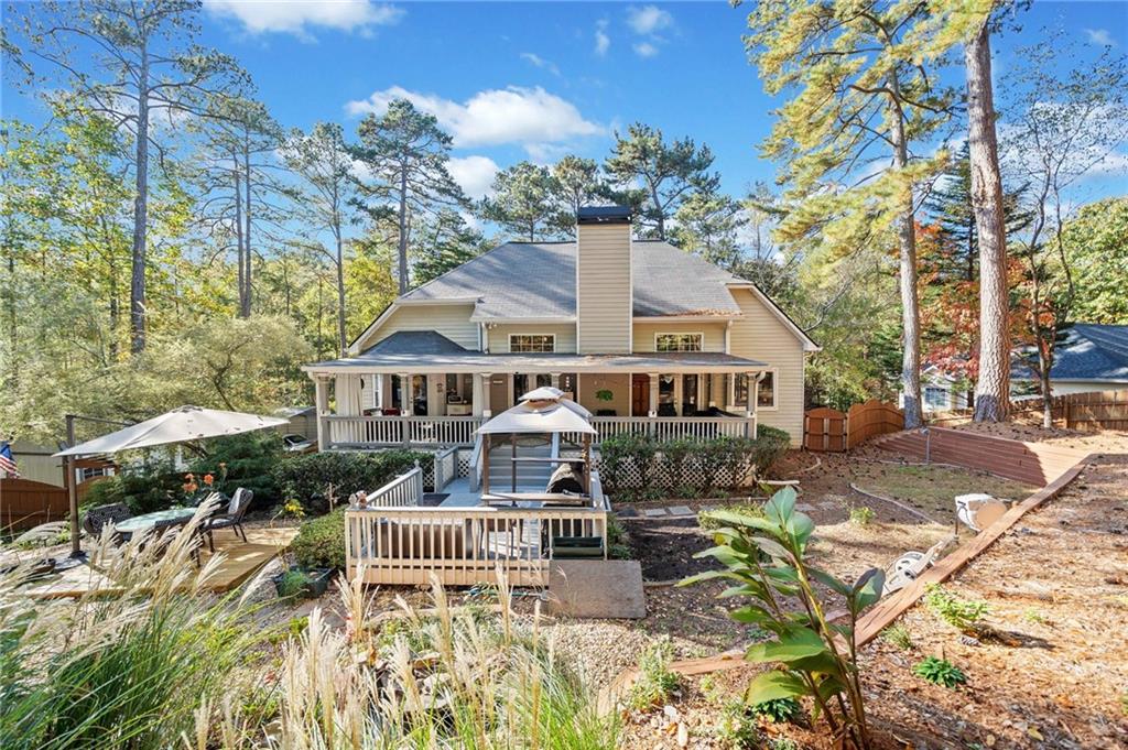 3245 Crestview Drive