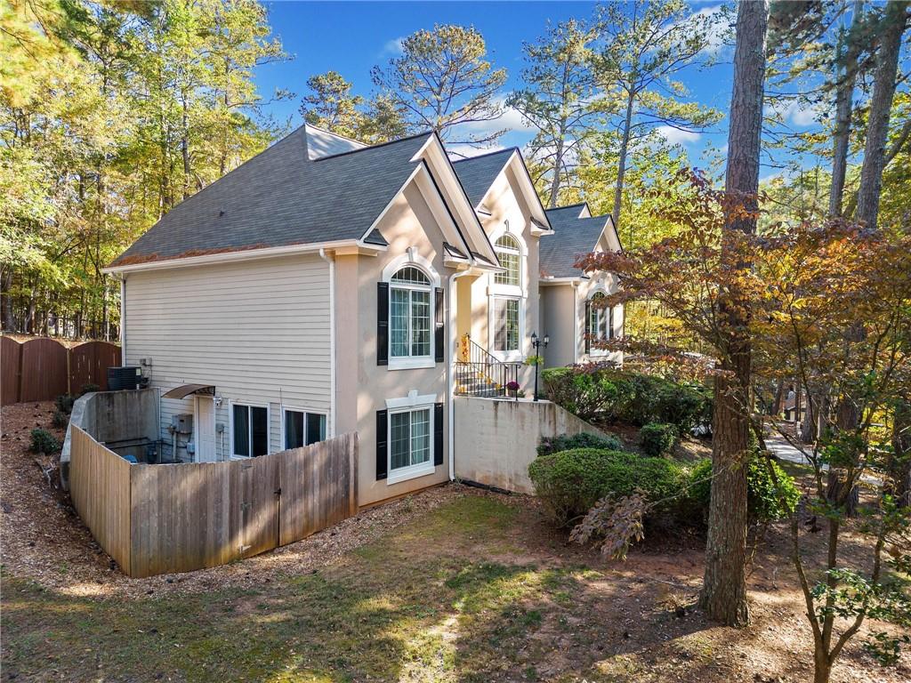3245 Crestview Drive