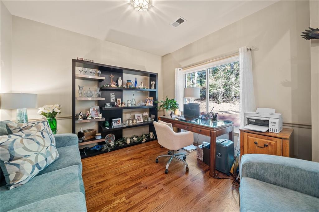 3245 Crestview Drive