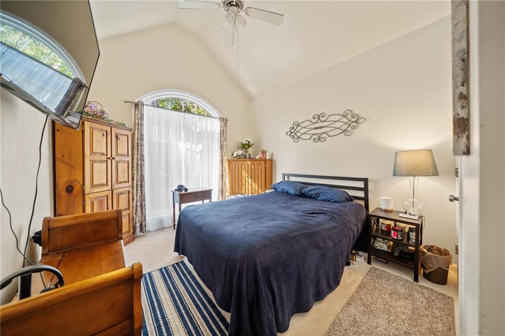 3245 Crestview Drive