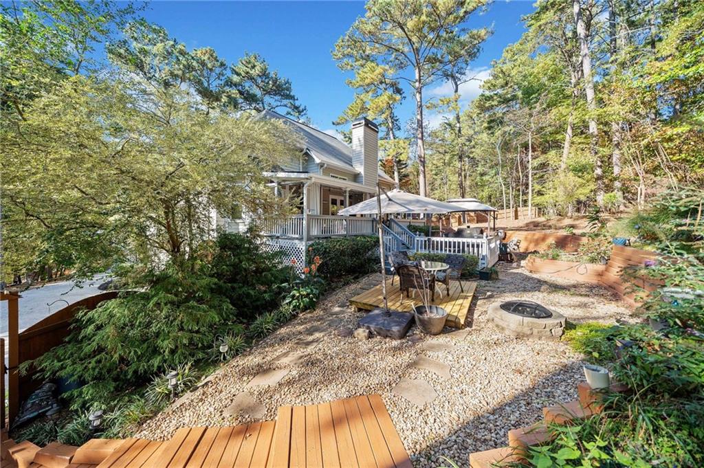 3245 Crestview Drive