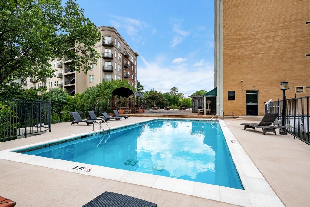 2285 Peachtree Road NE Unit 1204