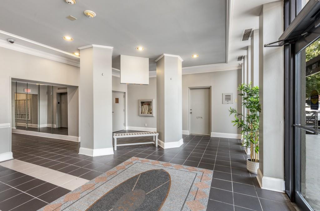 2285 Peachtree Road NE Unit 1204
