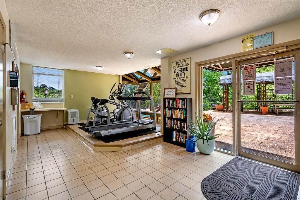 2285 Peachtree Road NE Unit 1204