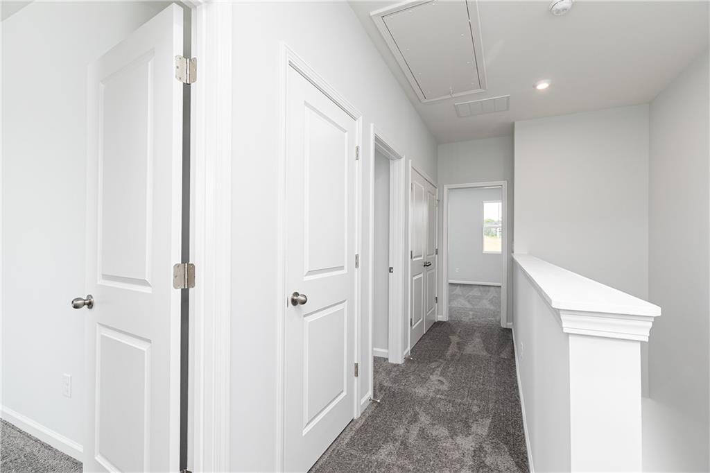 1385 Creek View Lane NW