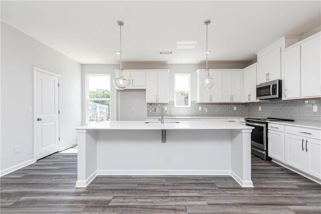 1385 Creek View Lane NW