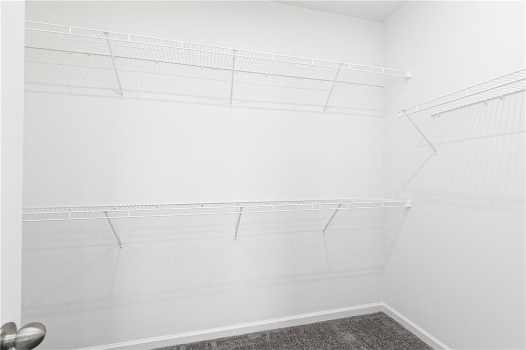 1385 Creek View Lane NW