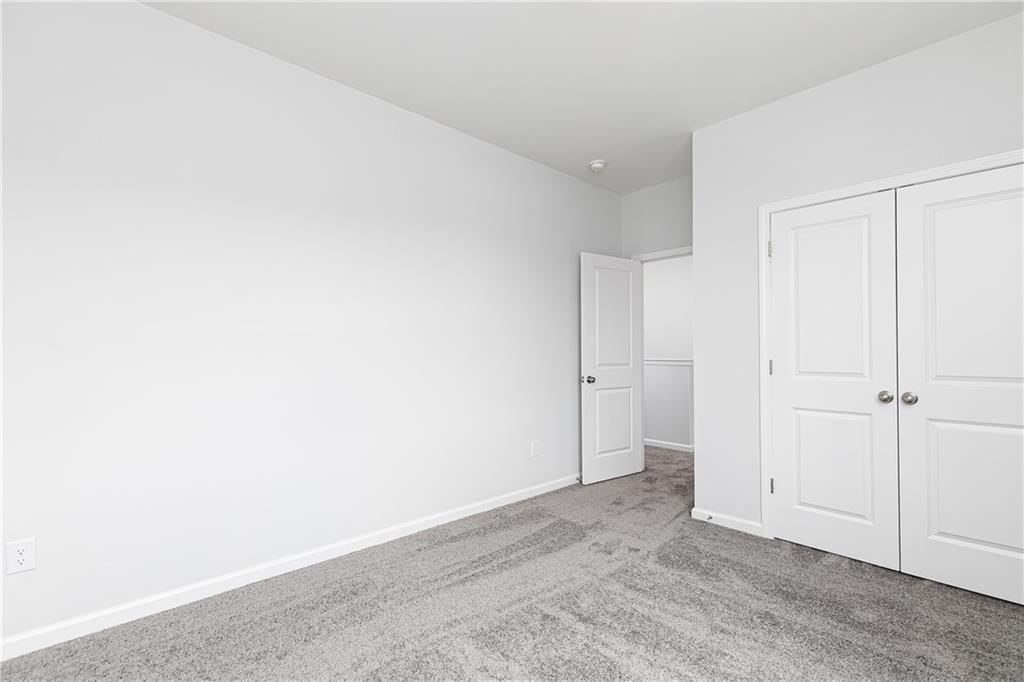 1385 Creek View Lane NW