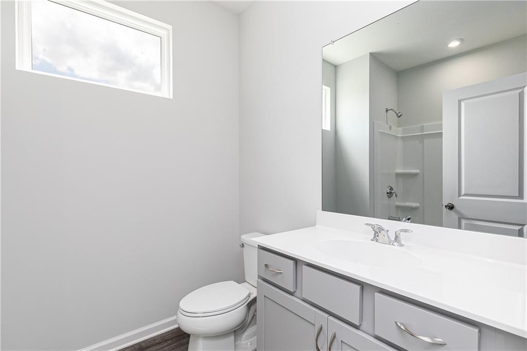 1385 Creek View Lane NW