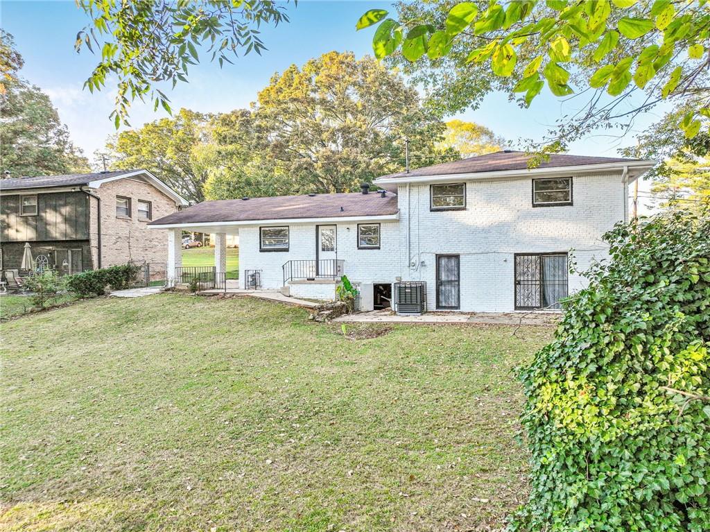 2575 Williamsburg Drive