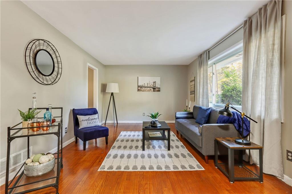 2575 Williamsburg Drive