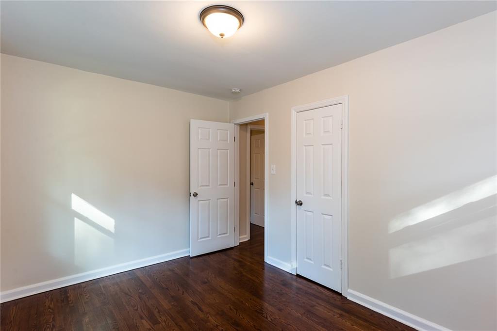 1383 Sandy Lane