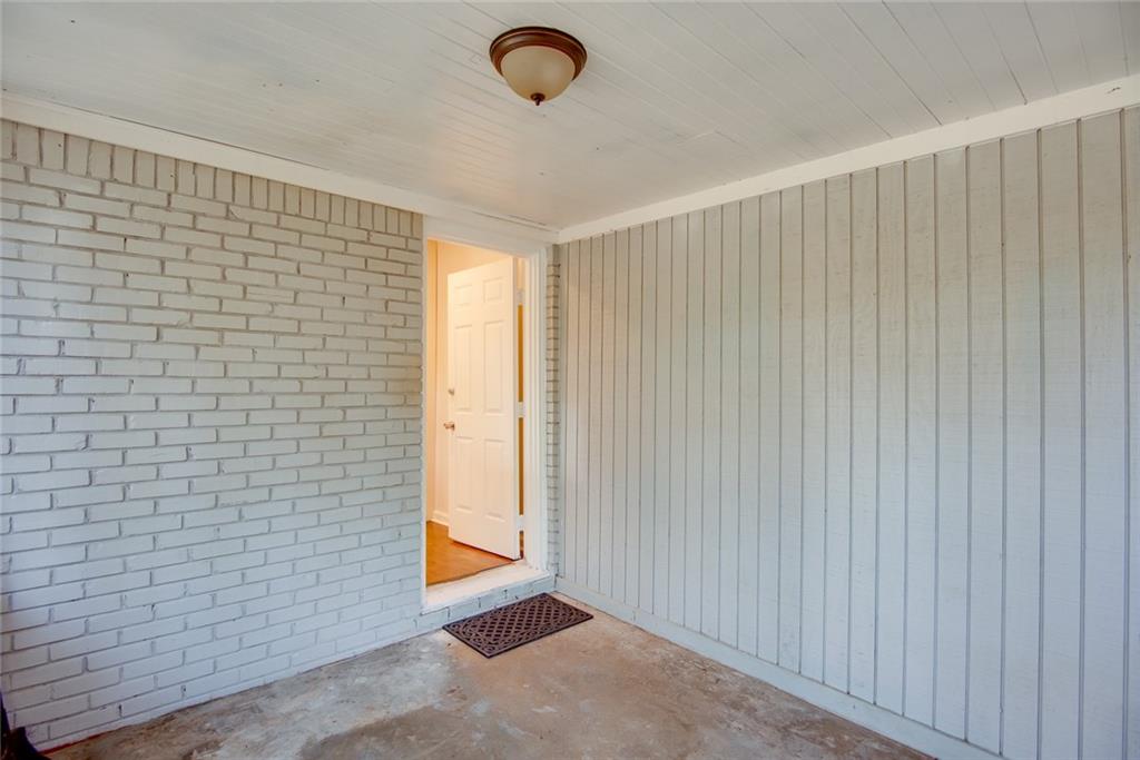 1383 Sandy Lane