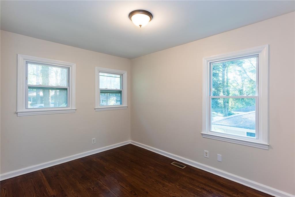 1383 Sandy Lane