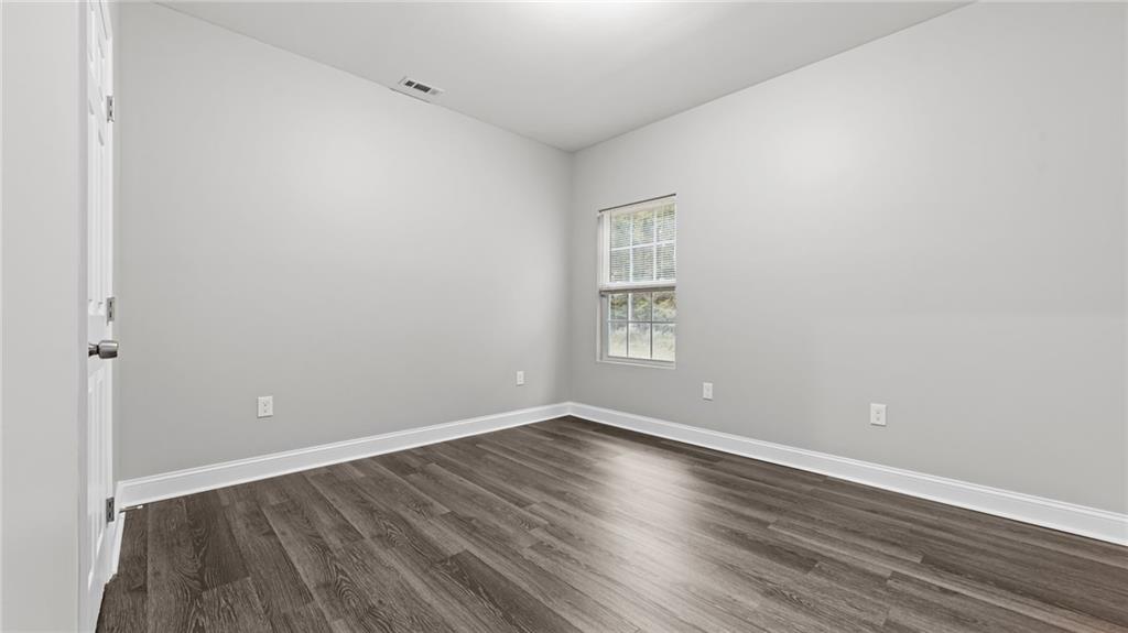 10 Holland Drive SW