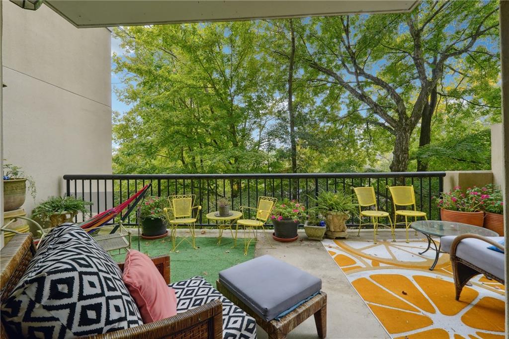 1 Biscayne Drive NW Unit 107