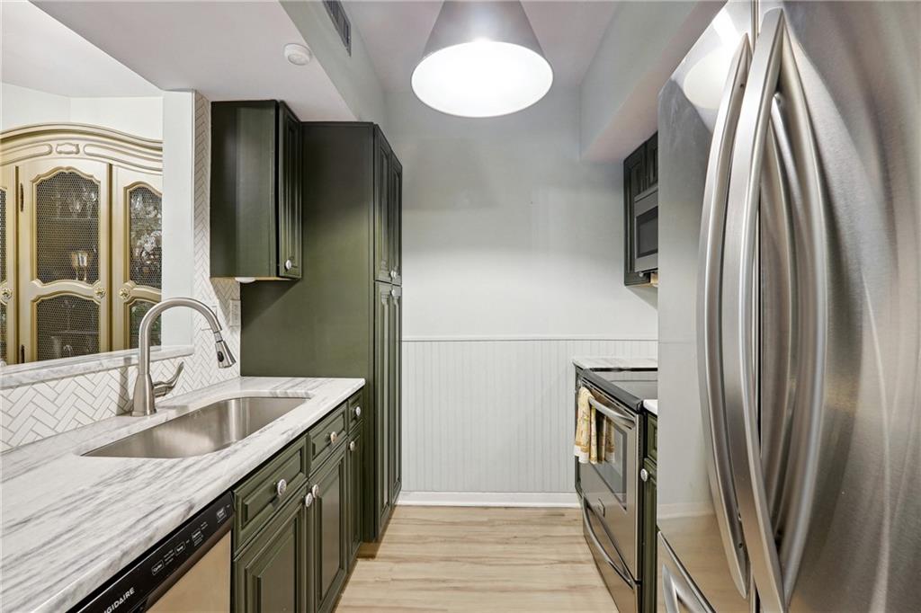 1 Biscayne Drive NW Unit 107