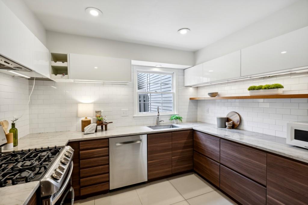 1130 Moorestown
