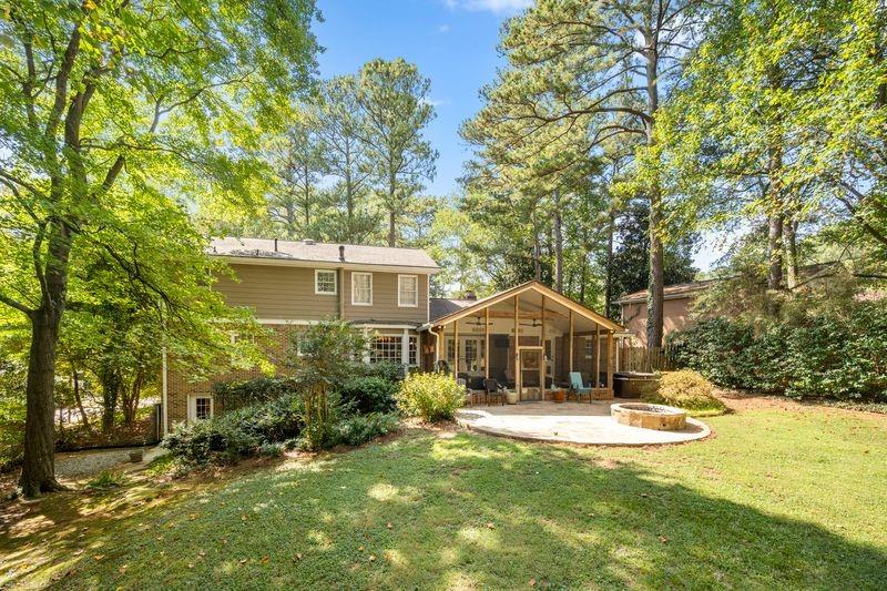 2178 Greencrest Drive NE