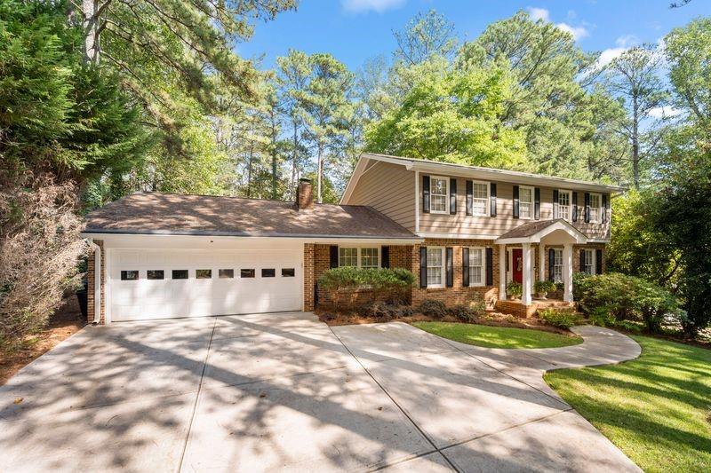 2178 Greencrest Drive NE