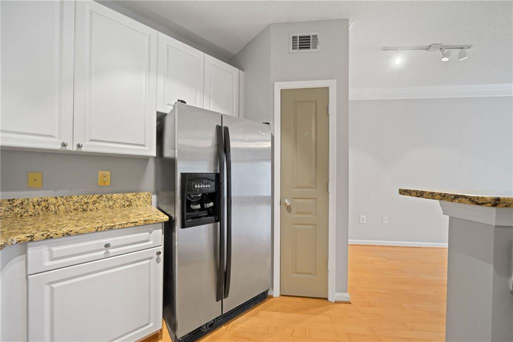 10 Perimeter Summit Boulevard NE Unit 3207