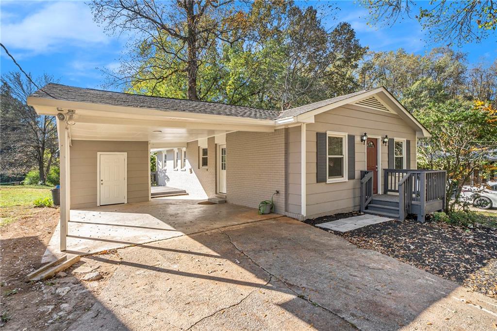2390 Ridgeway Drive