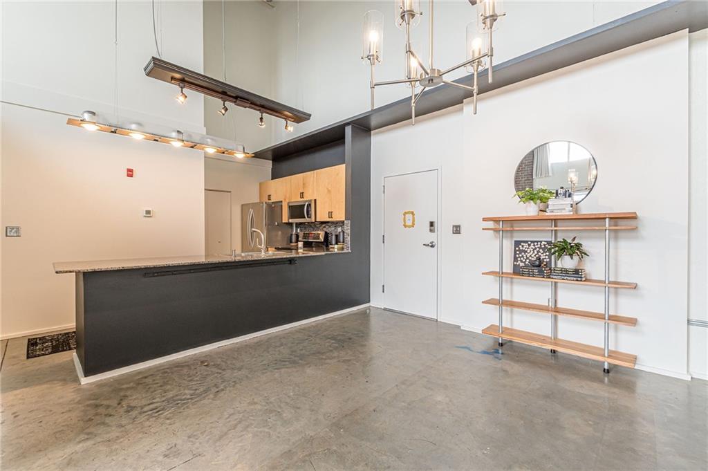195 Arizona Avenue NE Unit 193