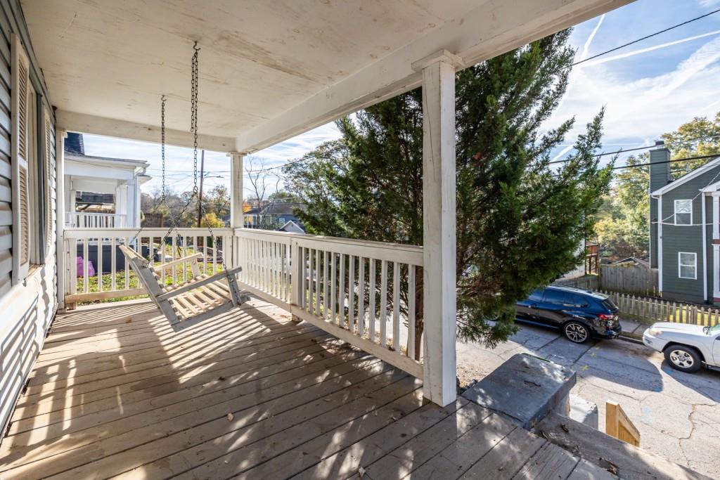 140 South Avenue SE