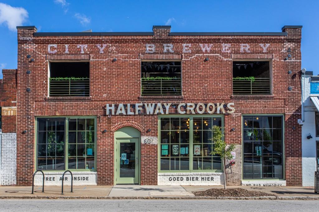 140 South Avenue SE