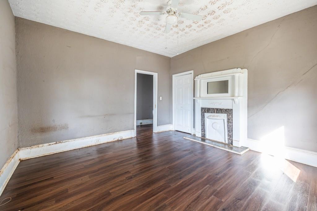 140 South Avenue SE
