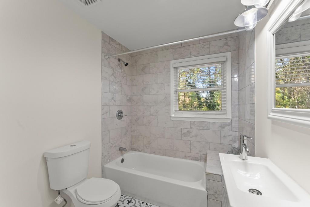 3653 Brookcrest Circle
