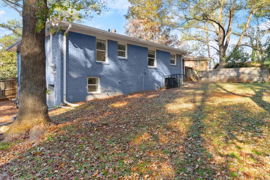 3653 Brookcrest Circle