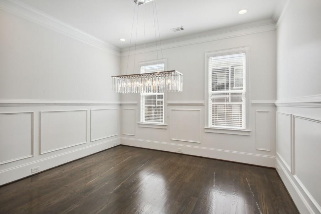 333 Brownstones Circle NE