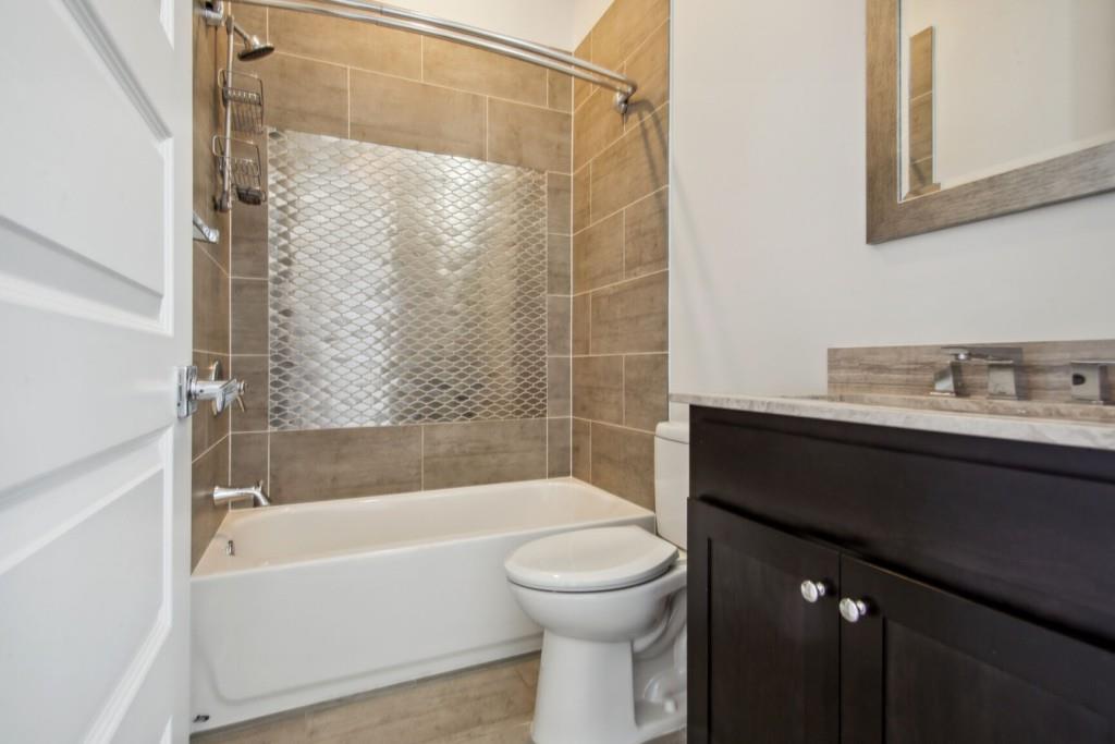 333 Brownstones Circle NE