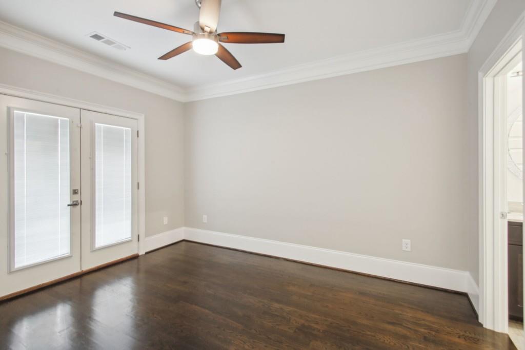 333 Brownstones Circle NE