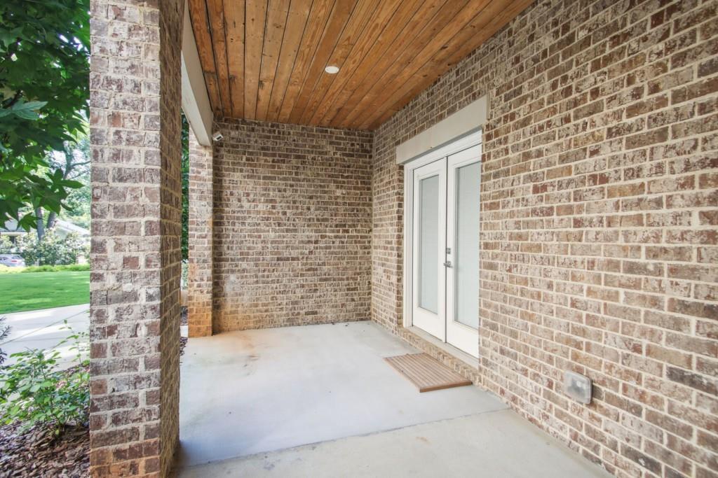 333 Brownstones Circle NE