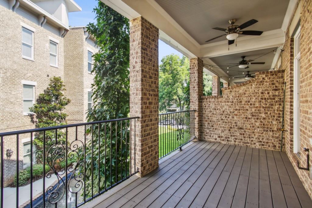 333 Brownstones Circle NE