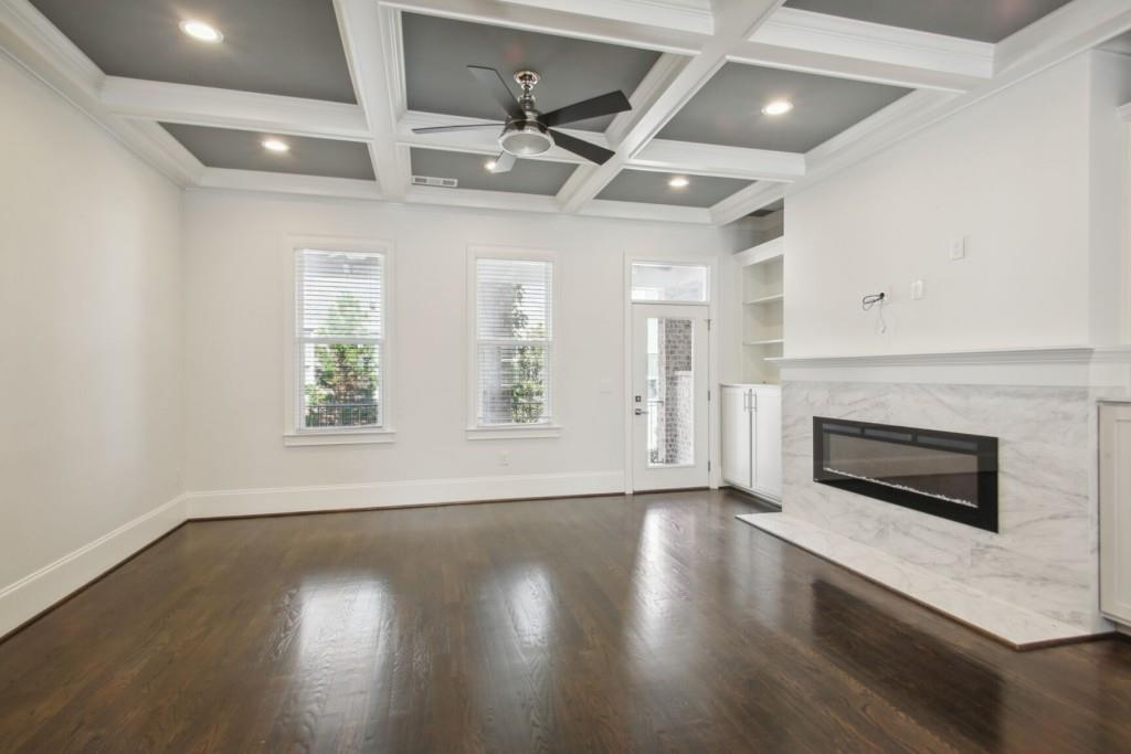 333 Brownstones Circle NE