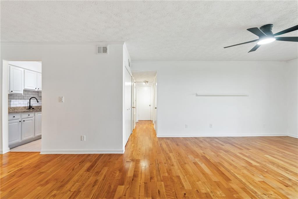 3160 Seven Pines Court Unit 301