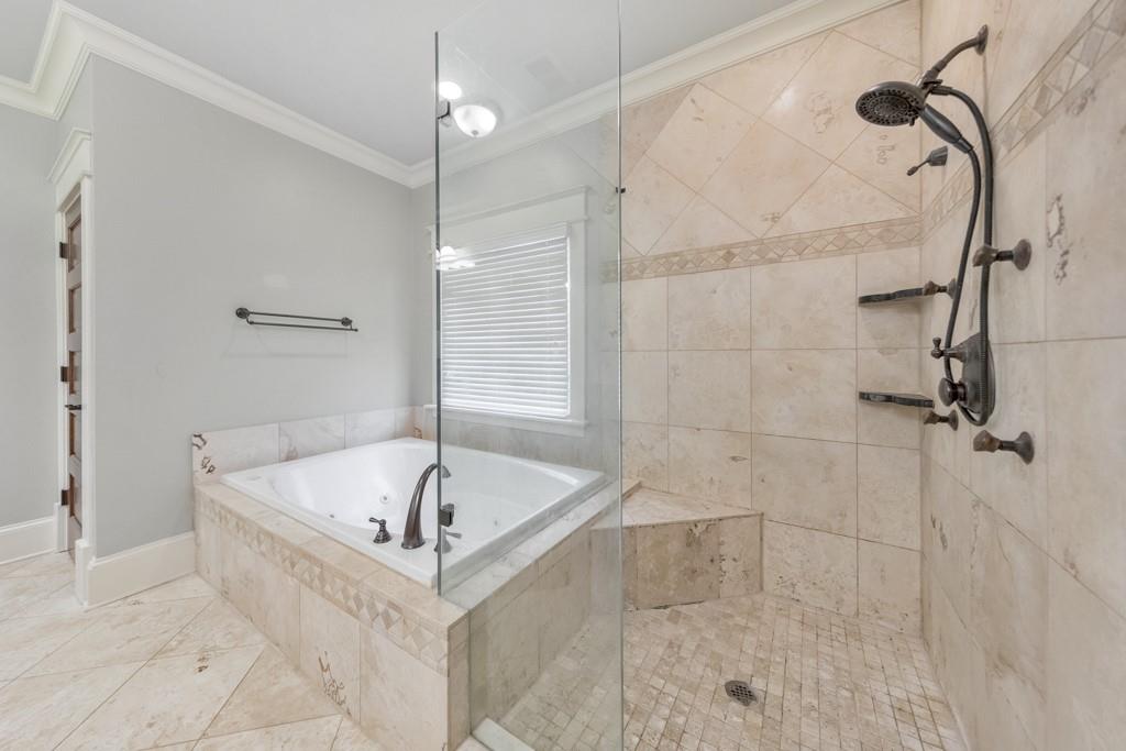 3172 Lynwood Drive NE