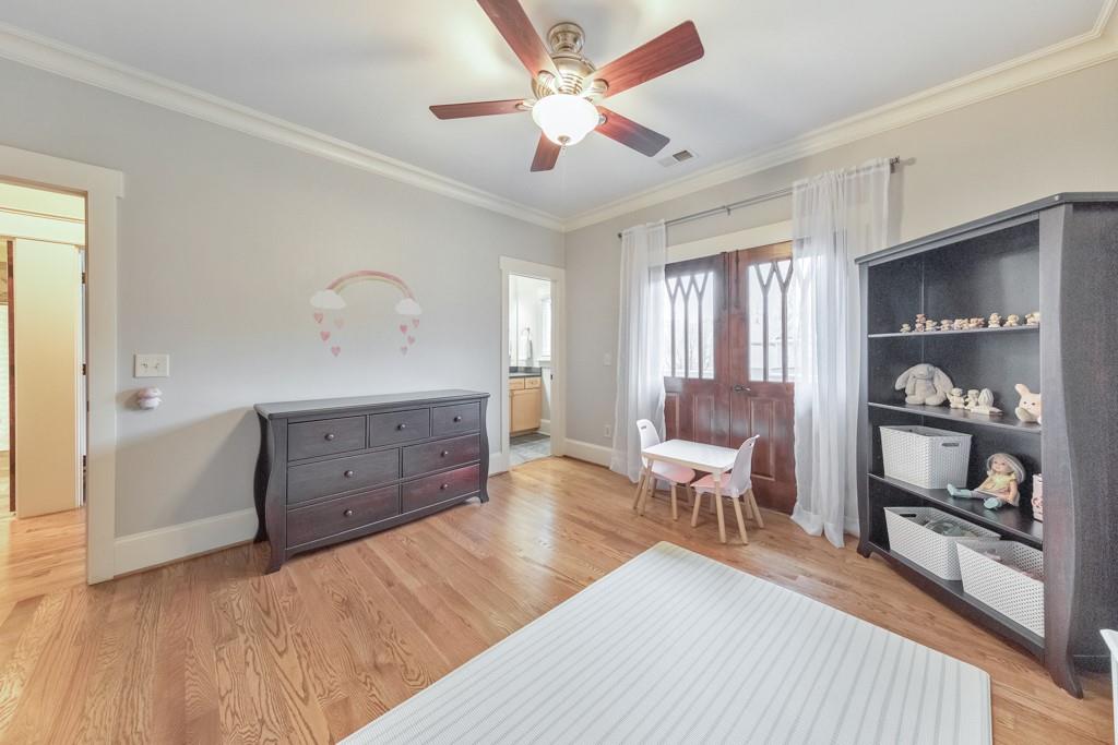 3172 Lynwood Drive NE