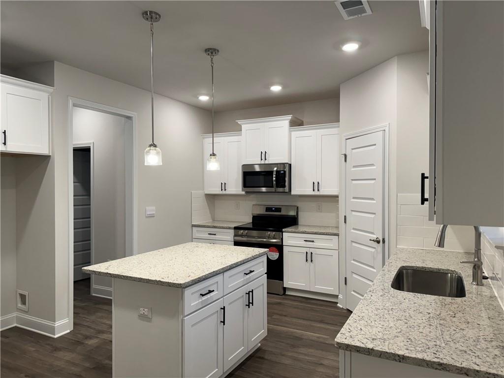 437 SPIRAL HILLS Drive