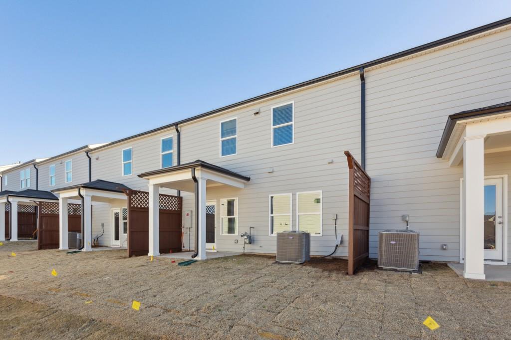 4393 Treadle Road