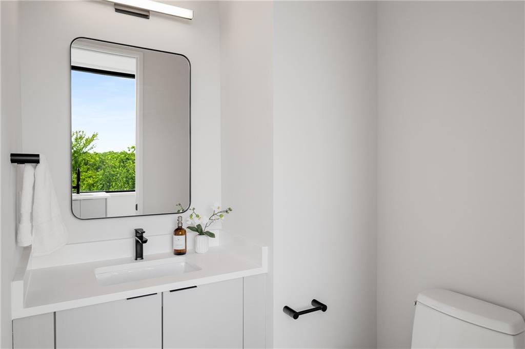 105 Georgia Avenue SE Unit 5