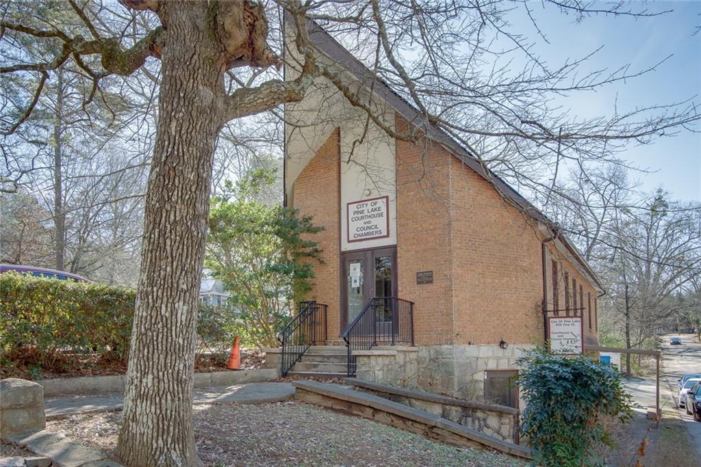 605 Spruce Drive