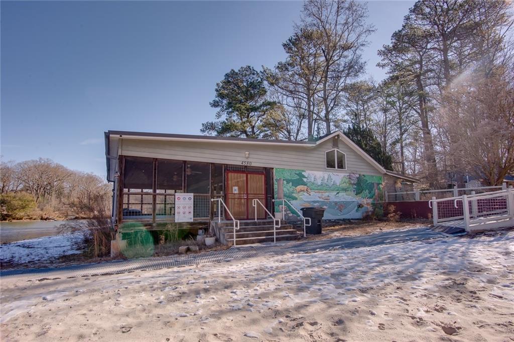 605 Spruce Drive